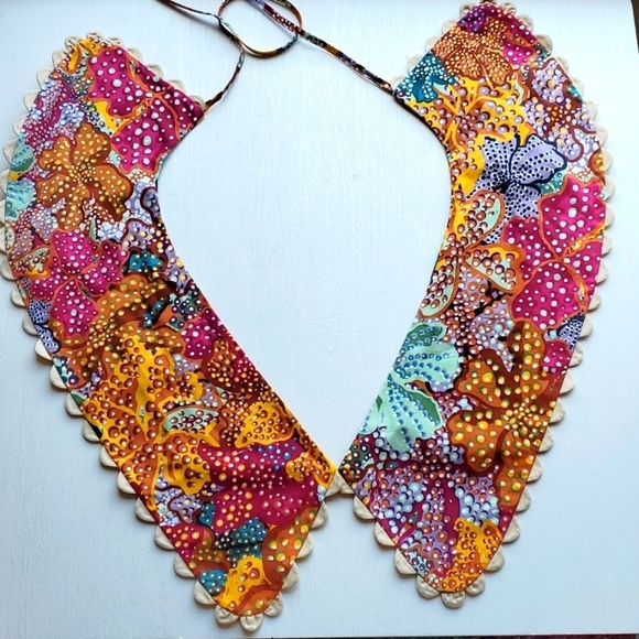 Kika Vargas for Target Anemone Floral Print Scallop Edge Collar M/L NWT - Picture 3 of 5